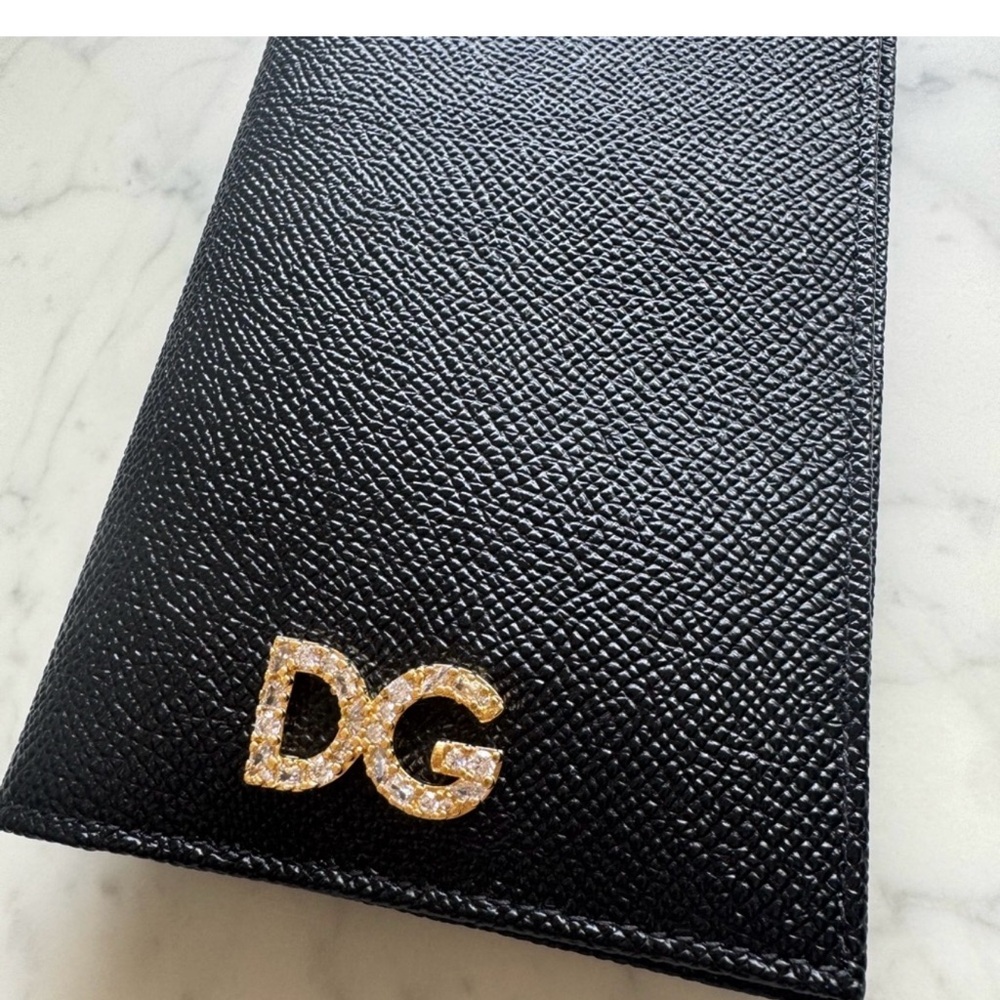 Authentic Dolce & Gabbana Black Passport Holder and Cards with DG in Gold - Picture 3 of 13